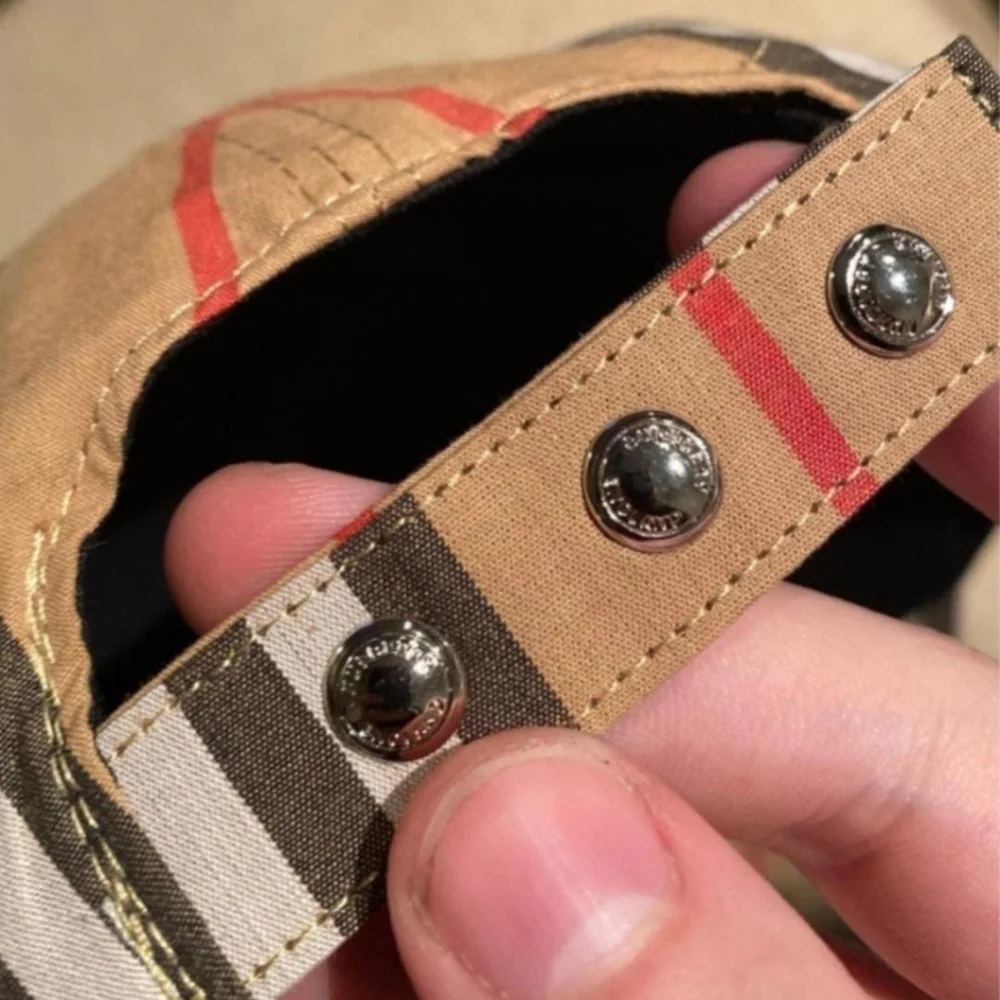 Women's hats - Picture 3 of 4